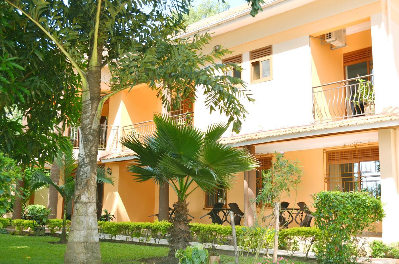 The Palms Beach Hotel And Restaurant Limited Entebbe Ngoại thất bức ảnh